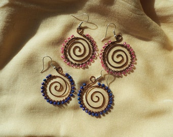 Beaded spiral earrings • handmade copper earrings - copper spiral earrings - seed bead earrings - wire wrapped earrings