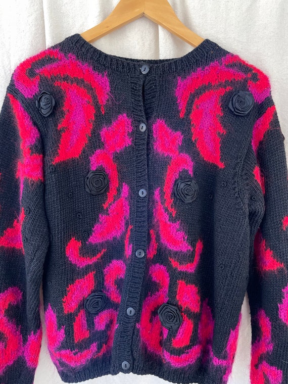 80s hand knit rosette cardigan - image 3