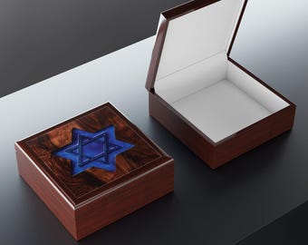 Bar Mitzvah Gift Wood Box, Tallis Clip Holder, Bar Mitzvah Memory Box, Jewish Star, Art Print on Ceramic Top, Star of David, Jewish Boy Gift