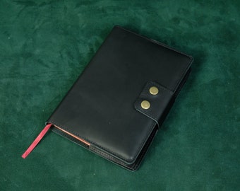 Black Leather A5 Notebook Cover/Vintage Style Journal Case, Custom Gift Idea, Refillable Book Cover with Color Options for Writers & Artists