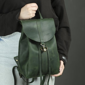 Zainetto in pelle personalizzato da donna, con coulisse, stile vintage, regalo personalizzato, iniziali gratuite. Green