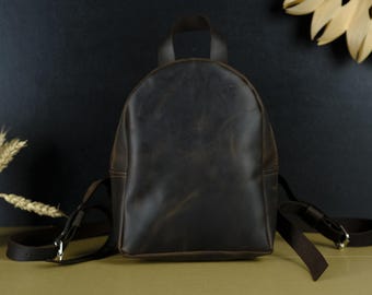 Small Vintage Leather Backpack for Women – Handmade Full Grain Rucksack – Personalized Mini Bag – Gift for Her – Stylish Travel Purse