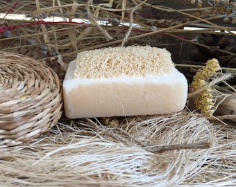 Goat Cream Loofah Glycerin All - Natural Exfoliating Moisturizing Environment Friendly Handmade with a Variety of Oils Soap For Travelers