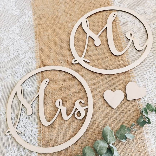 Stuhlschild Set für Hochzeit Mr & Mrs aus Holz- Mr  Mr - Mrs Mrs - Hochzeitsschilder Stuhl Schild Hochzeitsdeko - 20cm aus Holz - Trauung