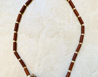 Collar de cuentas de madera unisex