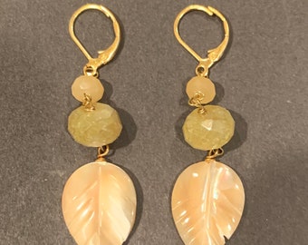 Pendientes de hoja de Perla Morher