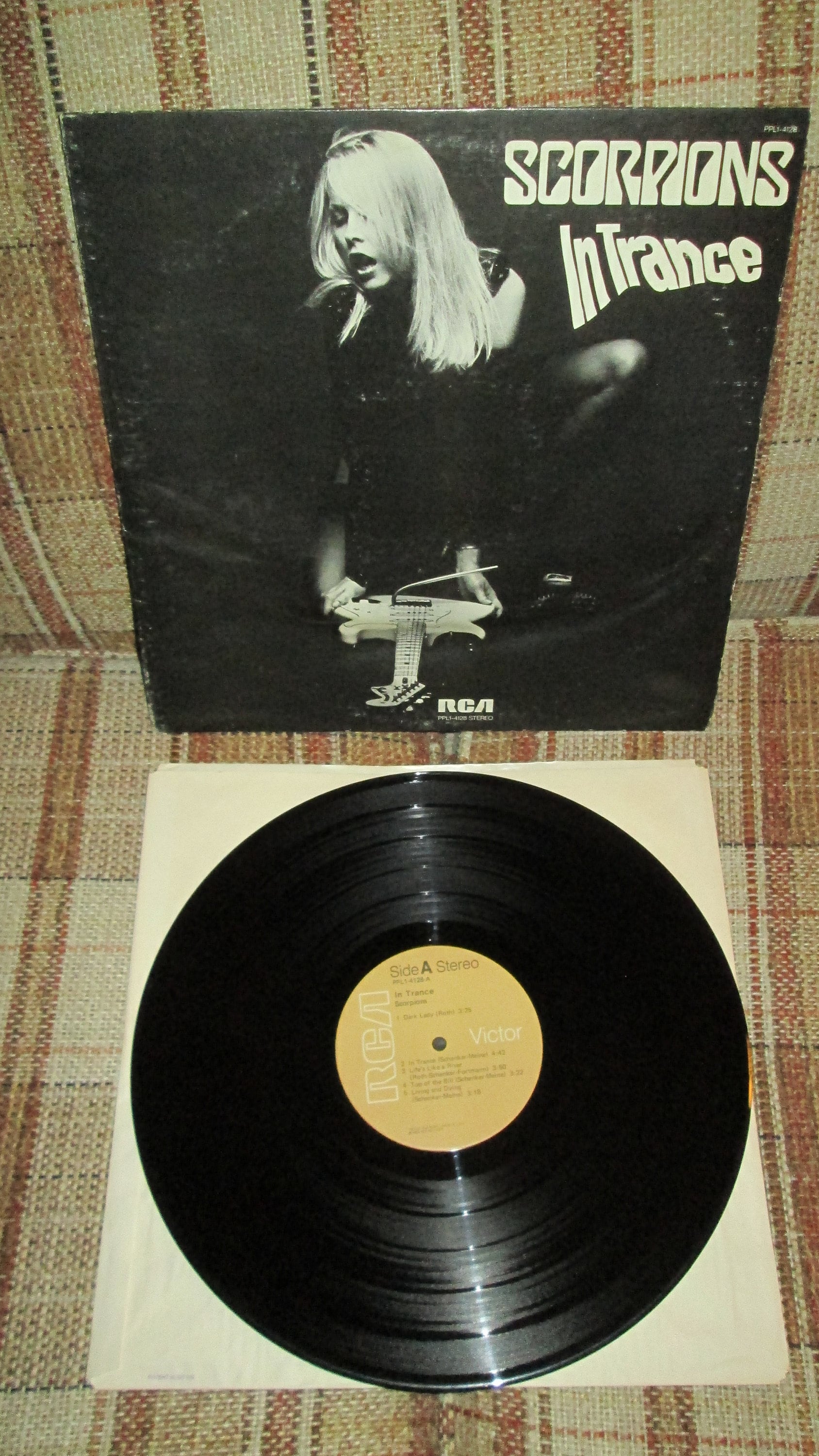 Scorpions In Trance LP帯付き美品 Scorpions – In Trance – Vinyl (LP, Album, Reissue), 1980 [r9698224