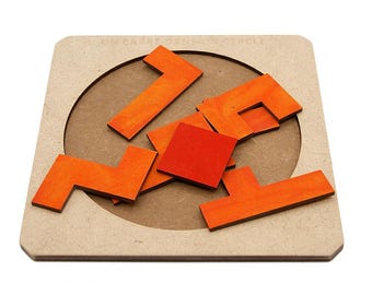 Wooden puzzle, A square in a circle
