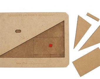 A wooden curiosity, always a missing space