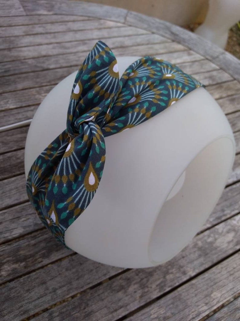 Bandeau cheveux twist semi rigide fil de fer pin up vintage headband motifs japonais bleu nuit turquoise et moutarde, paon image 1