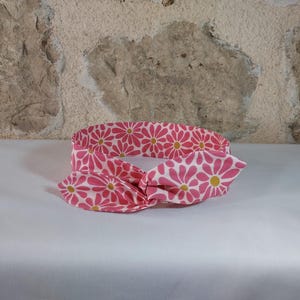 hairband wire headband pink flowers ecru background