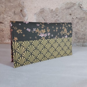 porte chéquier fleurs et motifs japonais art déco kaki jaune rose marron