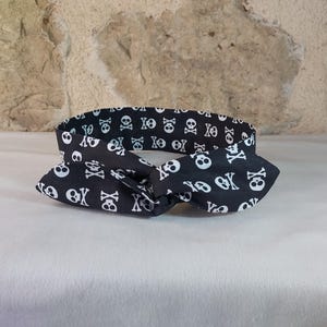 black and white skull wire hairband