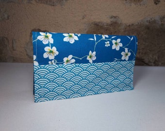 Porte chéquier fleurs de cerisier et motifs japonais bleu canard