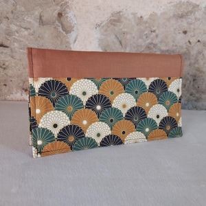 porte chéquier fleurs japonaises ocre vert foncé noir