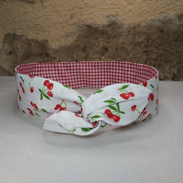 Bandeau cheveux twist fil de fer semi rigide  pin up headband cerises fond blanc et vichy rouge