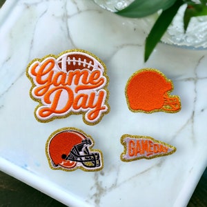 Orange Game Day Patch - Selbstklebender Chenille Fußball Patch - Flagge, Helm, Fußball DIY Fußball aufnäher für die Stadiontasche