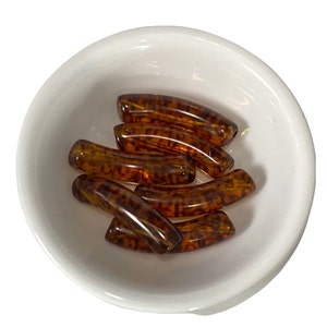 12mm Transparent Animal Print Acryl Rohr Perlen, Tortoise Leopard Transparent Braun Herbst Animal print Perlen, Gebogene Röhre Armband Armreif