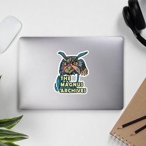 Les autocollants des archives Magnus | Le cadeau des Archives Magnus | Autocollant fan art avec hibou | Pour les amateurs de podcasts d'horreur