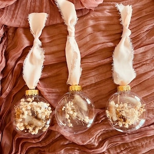 Dried Flower Ornament, Dried Baby&#39;s Breath ornament, Boho Ornament, Dried Flowers Ornament, Neutral Christmas Ornament, Boho Christmas Decor