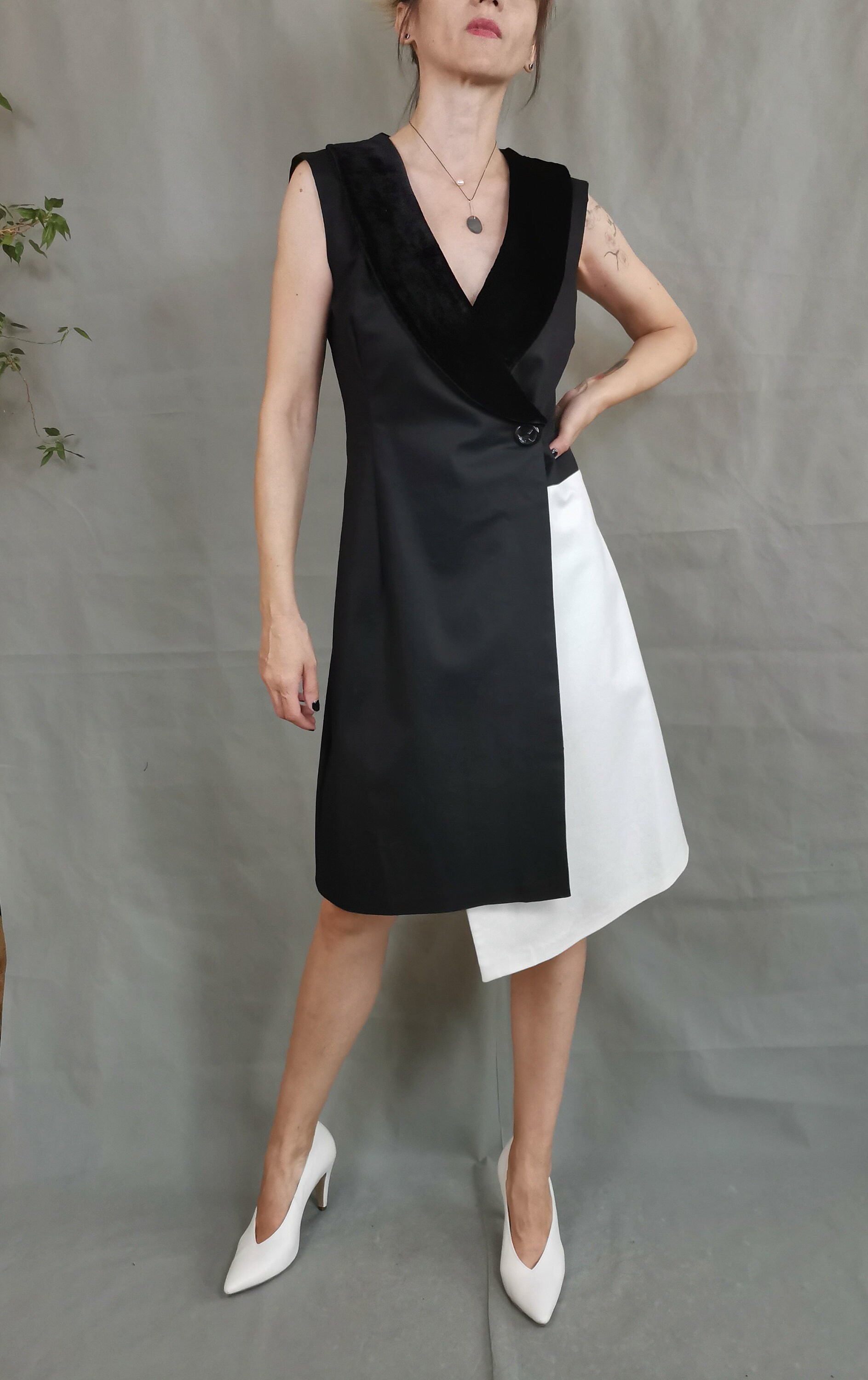 Black and white dresses for women hot sale