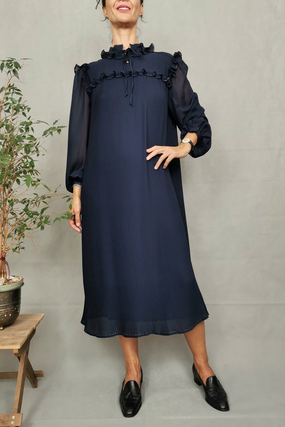 Vintage oversized pleated dress for women size L - image 2