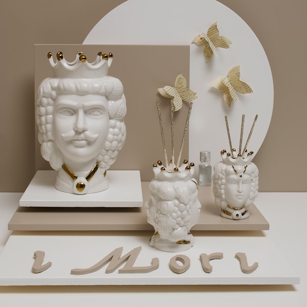 Testa di Moro porcellana bianca con decori oro bomboniera matrimonio - Testa di Moro white porcelain with gold decorations