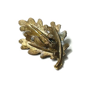 Vintage Gold Tone Leaf Brooch