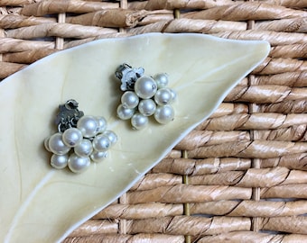 Vintage Faux Pearl Cluster Dangle Clip on Earrings
