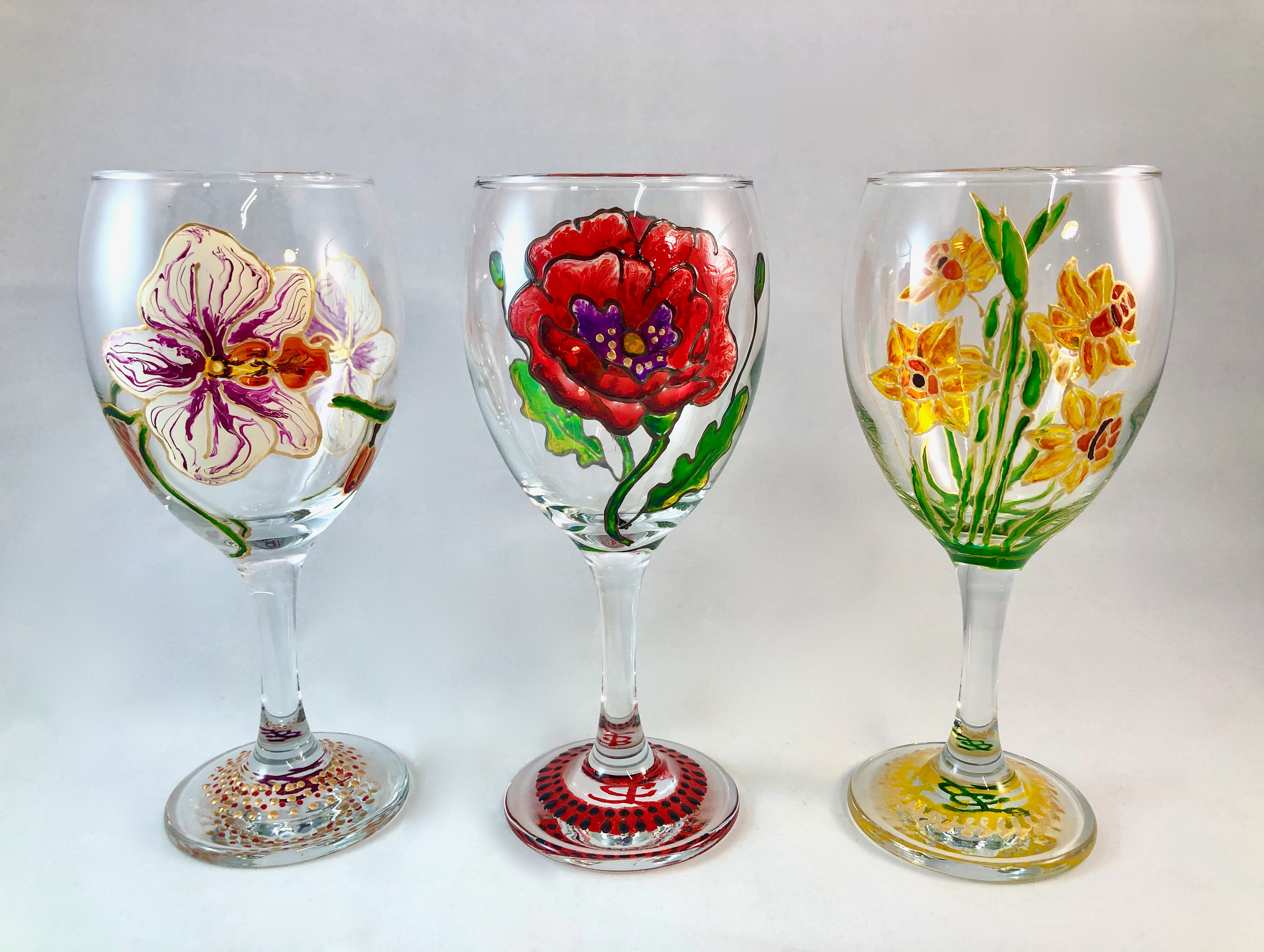 Wonderland Rose Crystal Stemless Wine Glasses (Set of 2) - The VinePair  Store
