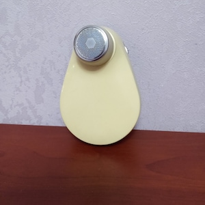 Maquinilla de afeitar antigua &quot;Satellite&quot;. Dispositivo de afeitado poco común en la URSS. Kit de afeitado masculino. Maquinilla de afeitar en estuche original de los años 70. Un regalo para él.
