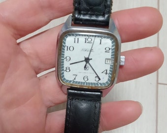 Vintage Raketa Mechanical Watch, USSR Men's Wristwatch, 1970s