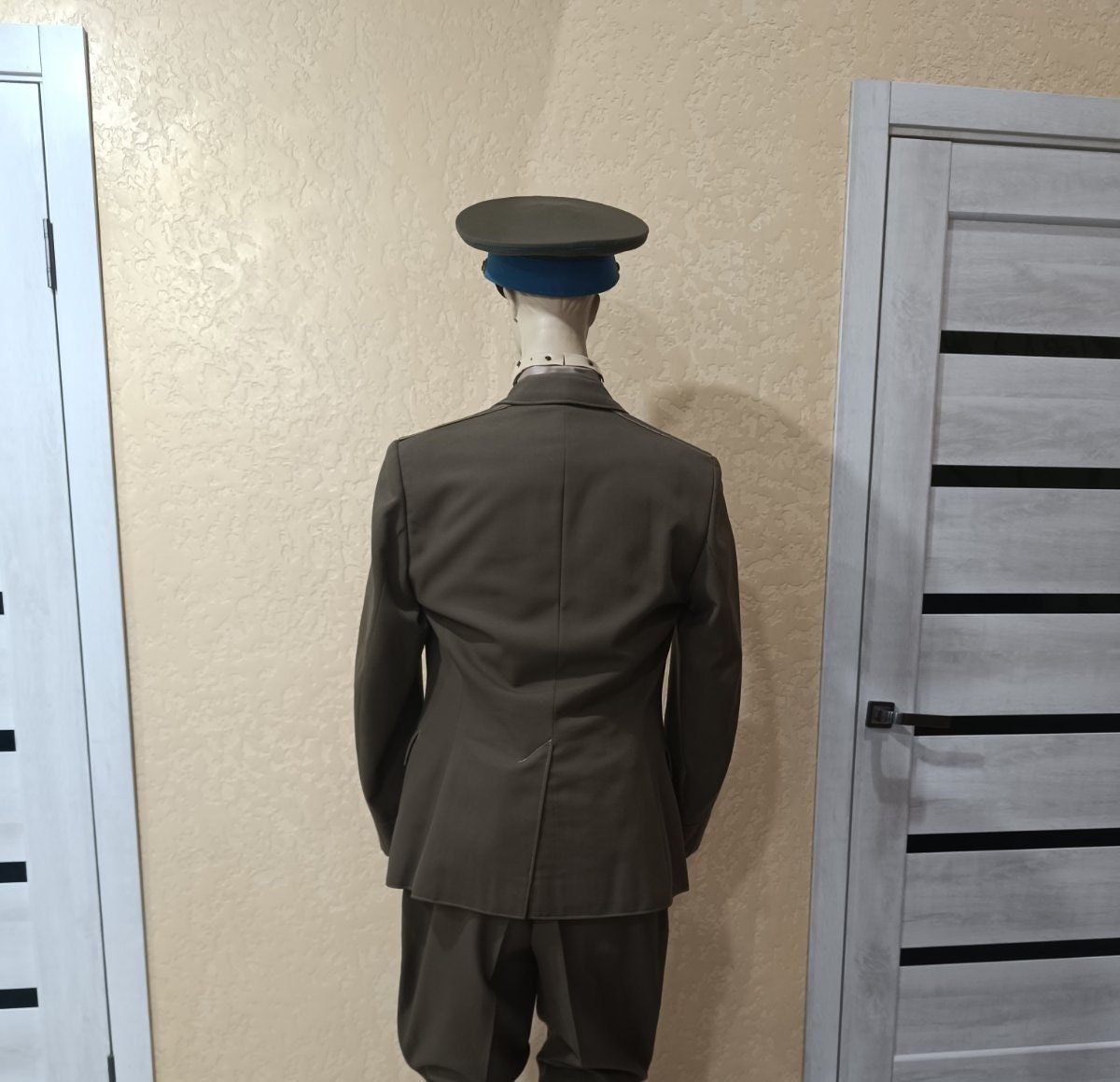 ヴィンテージ ソ連空軍将校制服：カーキ色 少佐階級、サイズ50 - Etsy 日本