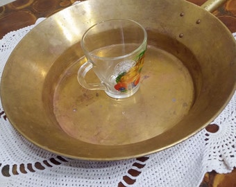 Antique copper basin, brass pan, bowl with handle, old metal cauldron, bronze basin for decor, brass bowl for kitchen, copper wash basin.