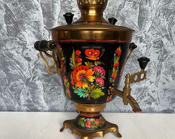 Old Soviet samovar, hand painted. Electric samovar. Vintage 1990s. Artistic painting. USSR collection. Present.