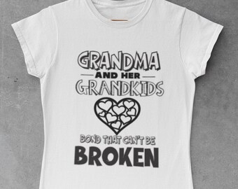Grandma and her Grandkids T-shirt, Gildan 5000 Scoop
