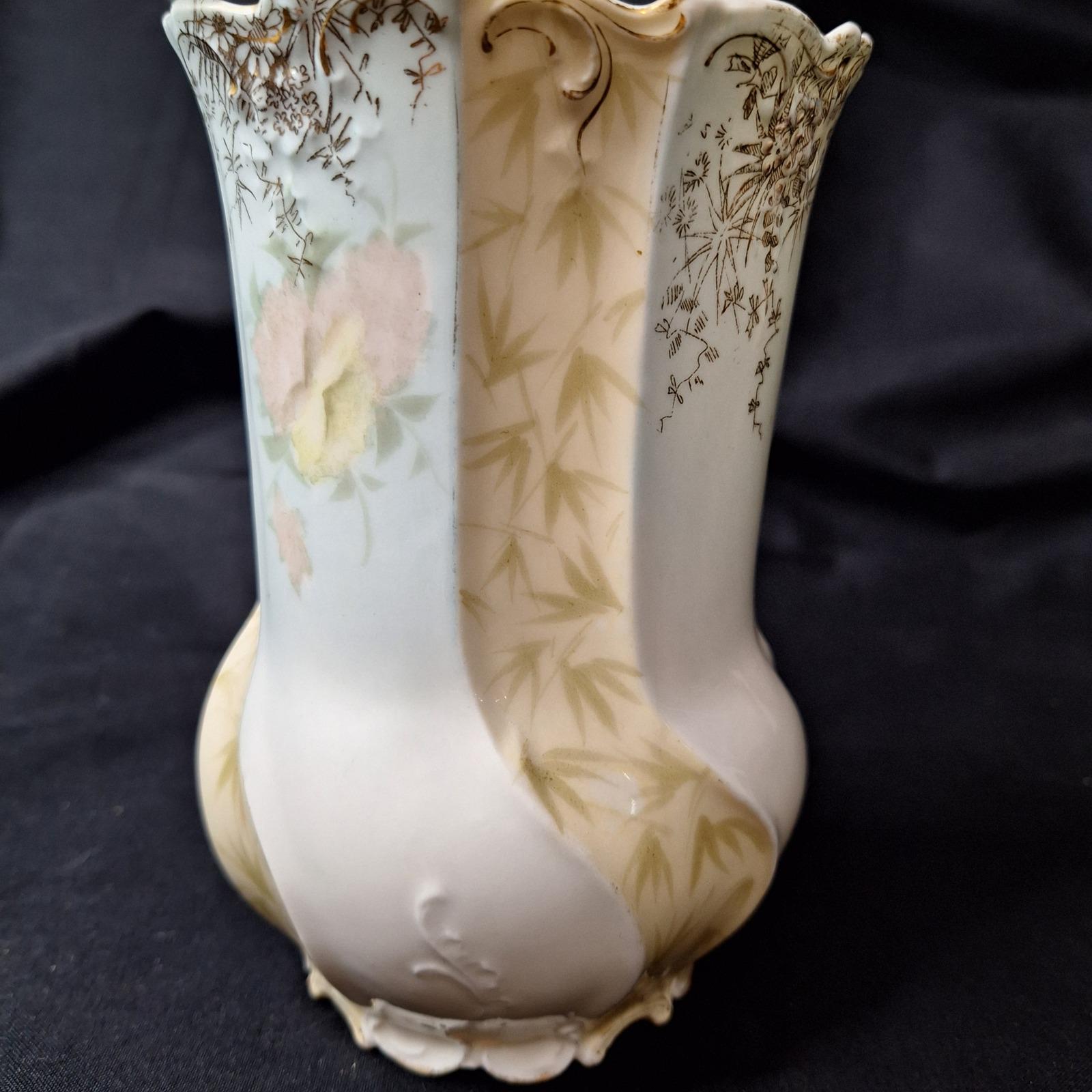 Antique Hand Painted Floral Porcelain Vase Gold Gilt Scalloped Rim 6.5 ...