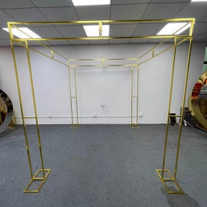 Cornice per sfondo ad arco quadrato a strato singolo in oro lucido, decorazione per scena di nozze in ferro