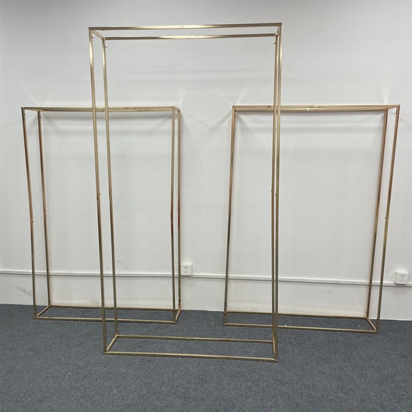 Supporto per fiori cubico in metallo con supporto rettangolare in oro lucido con arco geometrico