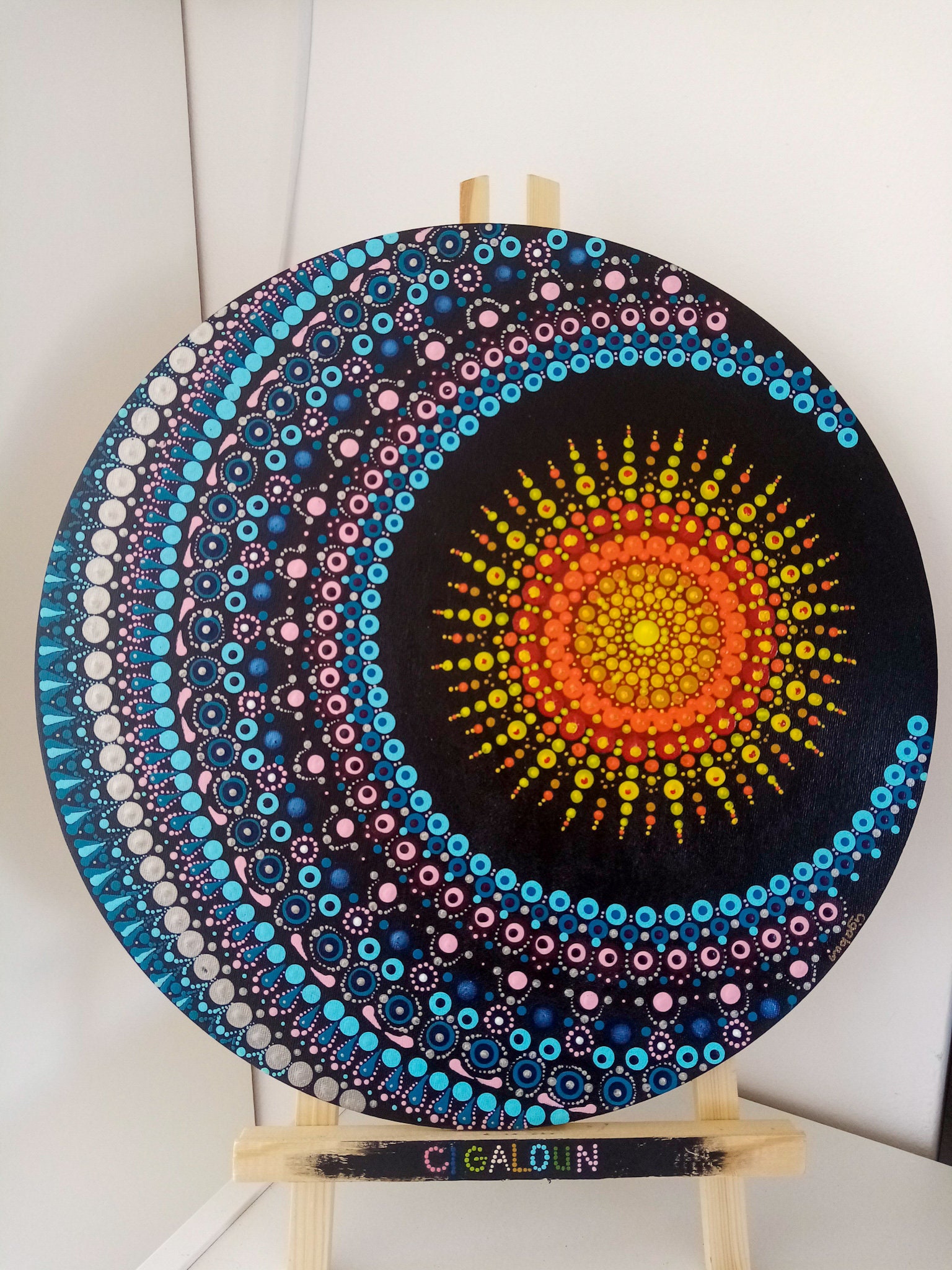 Mandala sur Carton Toilé, Décoration Intérieur, Pointillisme