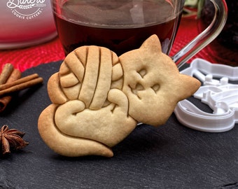 Playful Cat Cookie Cutter | Cute Animal Cookies | Kawaii Baking | Cat Lover Gift | Recipe Included