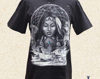 T-shirt Wool Moon, maglietta grafica Native Spirit, maglietta spirituale con lupo, maglietta tribale boho