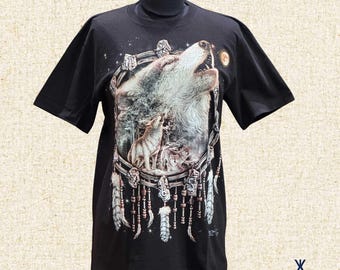 Wolf Dreamcatcher T-Shirt: Native-Inspired Graphic, Organic Cotton