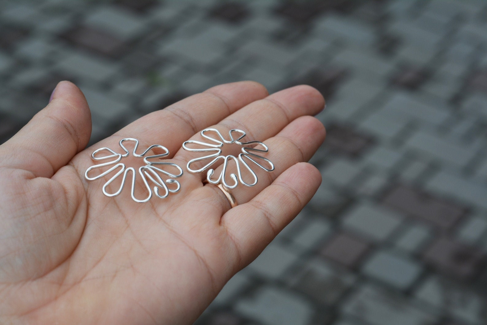 Flower Nipple Rings Pair of Non Piercing Nipple Clamps in Sexy Erotic