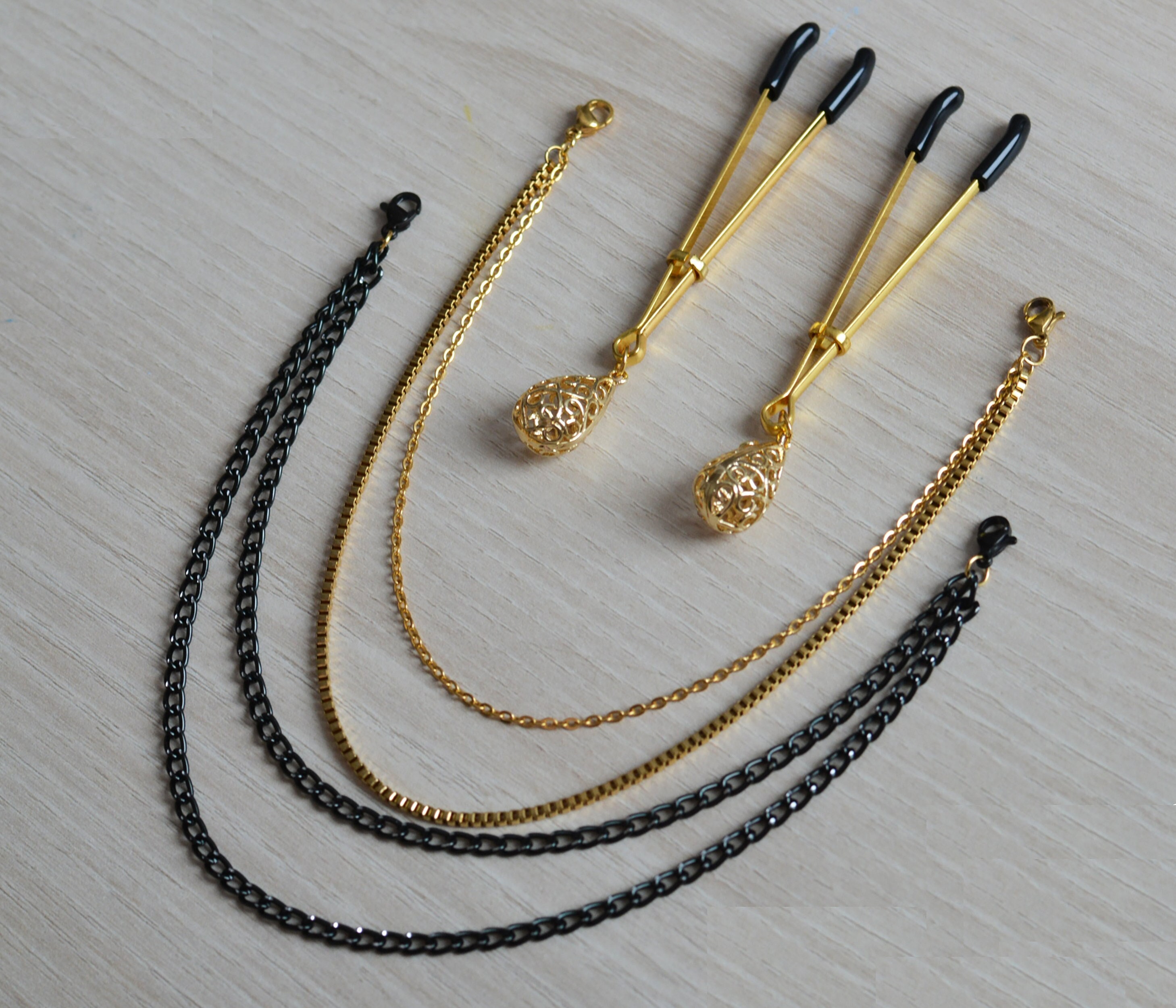 Gold Drops Nipple Clamps With Removable Chain in Black or Gold Color / Non  Piercing Tweezers Nipple Clamps / Sexy Nipple Jewelry -  Finland