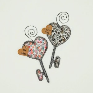 Ornement de coeur en fil de fer rustique fait main, personnalisable - Cadeau déco unique