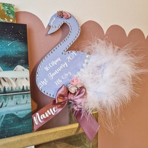 Personalised Swan Plaque, Personalised Baby Plaque, newbaby gift, newborn gift, baby announcement plaque, swan decor, personalised plaque image 3