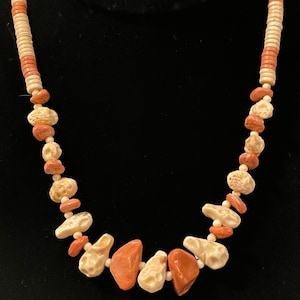Vintage Santo Domingo Pueblo Shell and Coral Necklace
