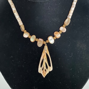 Vintage Santo Domingo Pueblo Shell Necklace