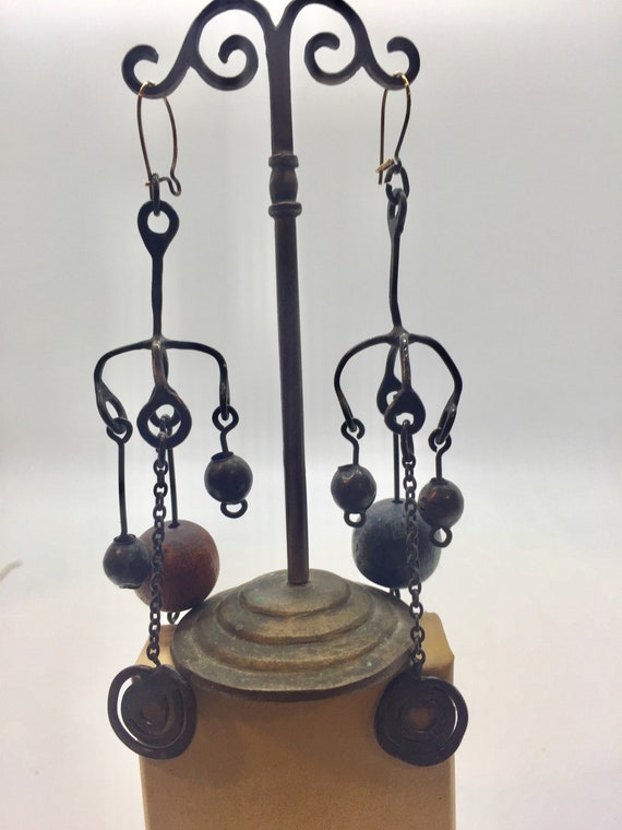 Vintage Chandelier Orbit Earrings - image 4